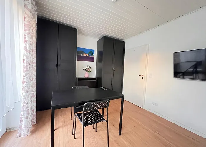 Great House For Tourists And Business Tatil Evi