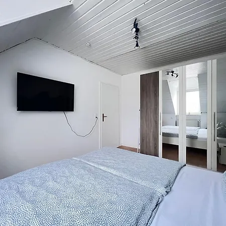 Great House For Tourists And Business